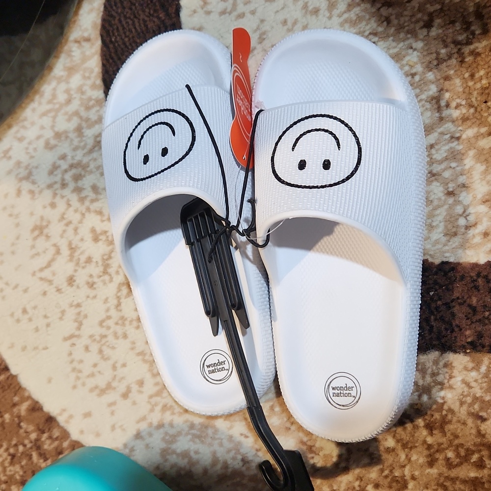 Sandals - Picture 2 of 2